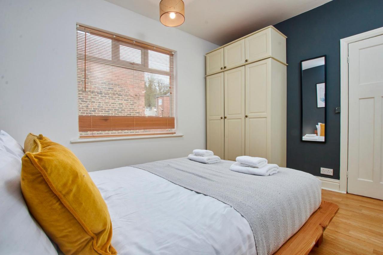 Stylish 2 Bedroom Flat - Close To Newcastle City Centre 盖茨黑德 外观 照片
