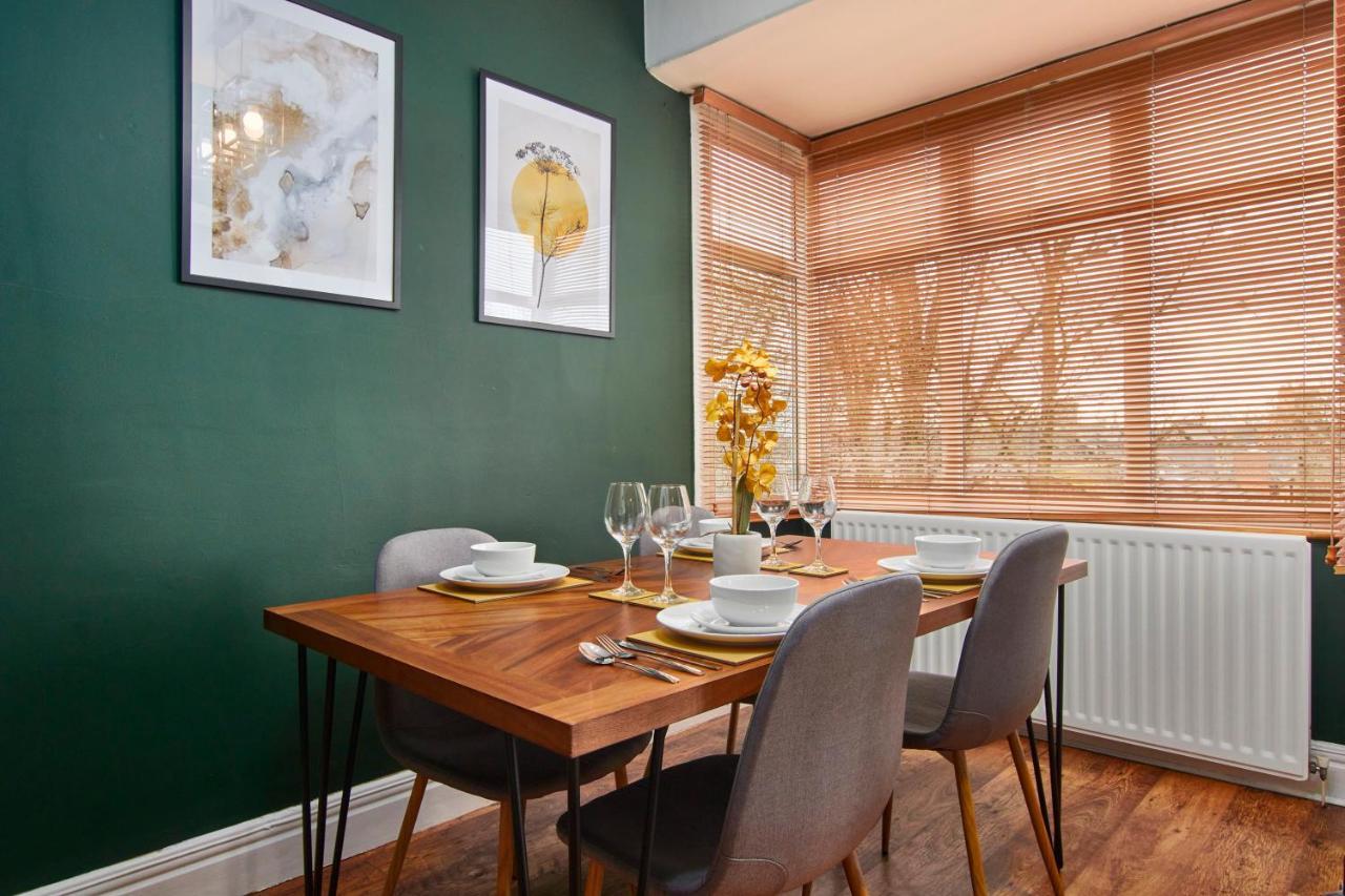 Stylish 2 Bedroom Flat - Close To Newcastle City Centre 盖茨黑德 外观 照片